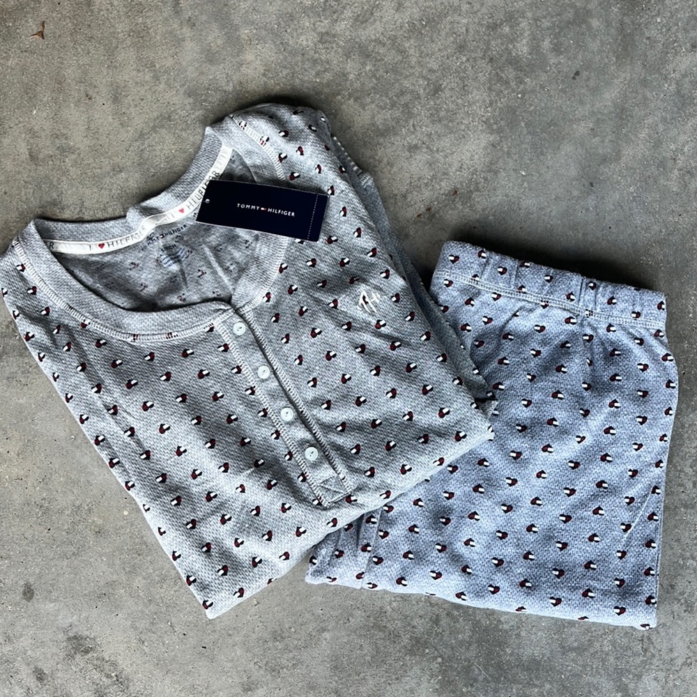 Tommy Hilfiger Long Sleeve/Pants Pajama Set